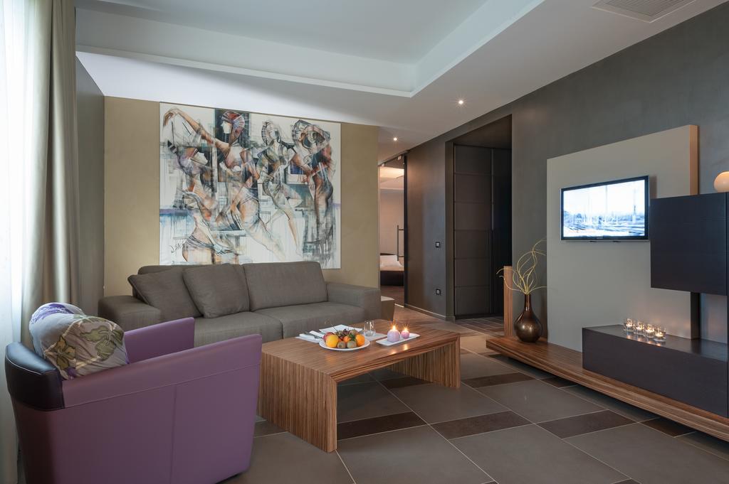 Le Dune Suite Hotel Porto Cesareo Exterior photo